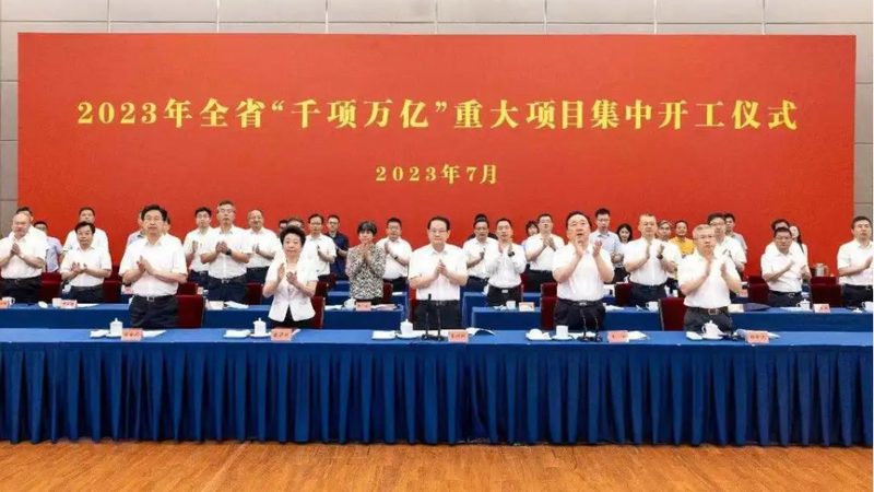 性能优势：轻与强的极致组合
